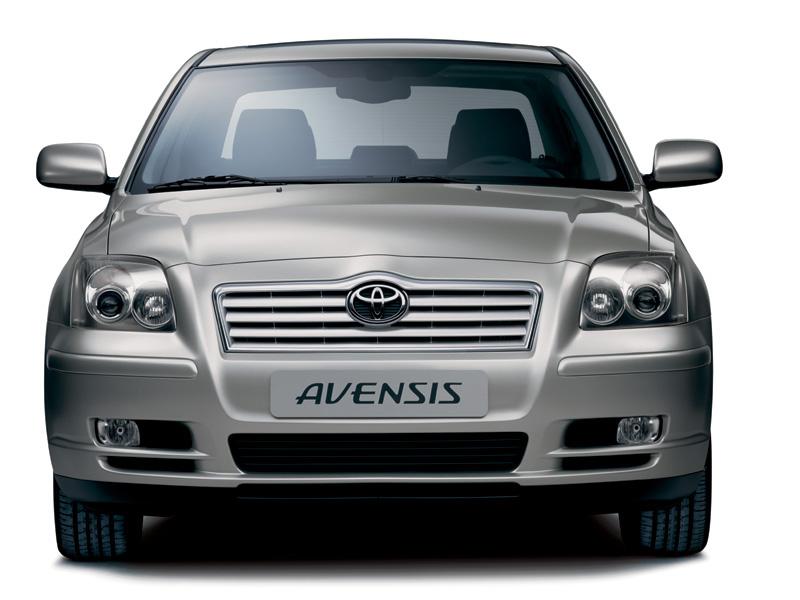 Fotky: Toyota Avensis 1.8 C (foto, obrazky)