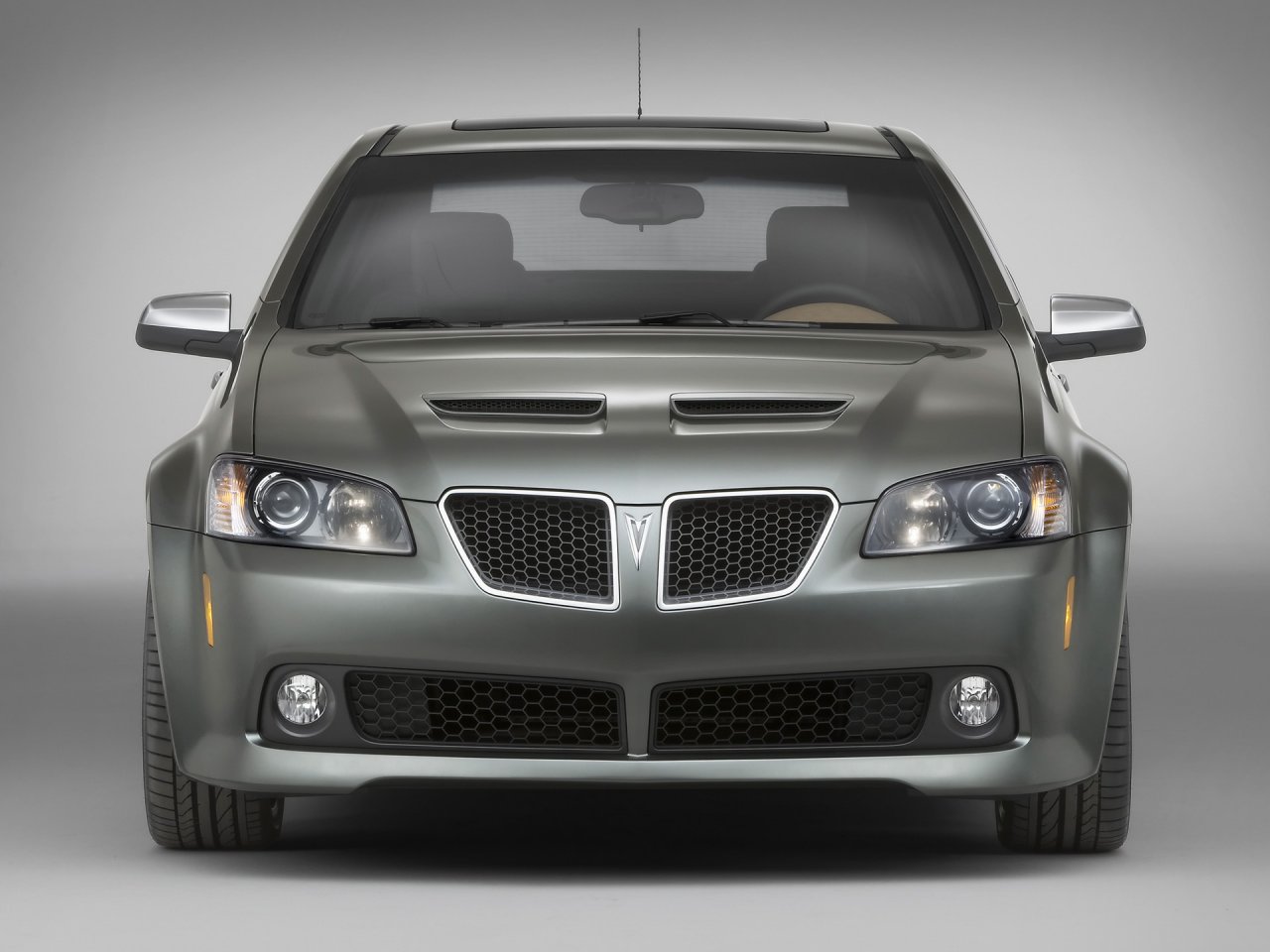 Foto: Pontiac G8 GT Show Car Front (2008)