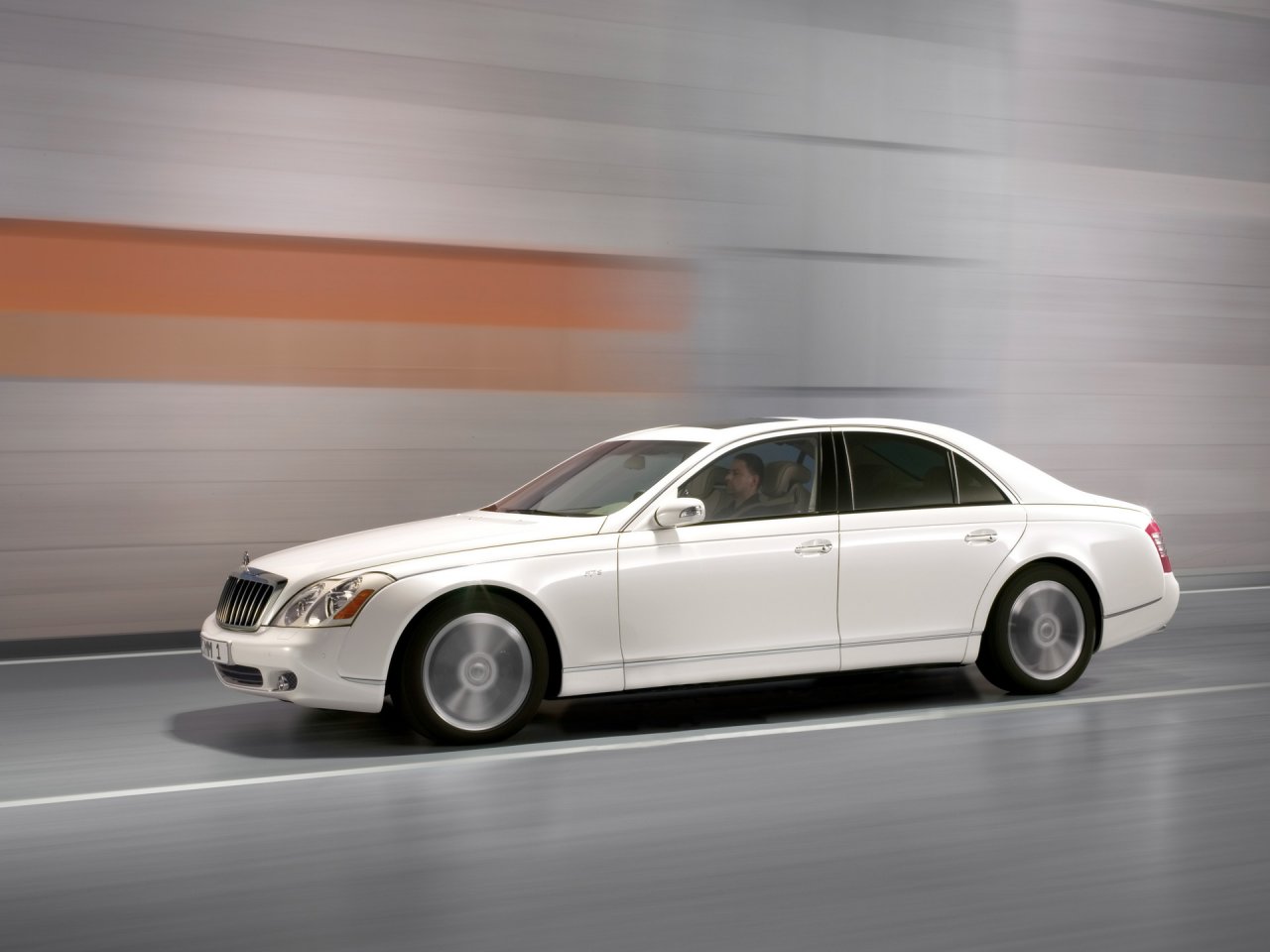 Foto: Maybach 57 S Antiqua White SA (2007)